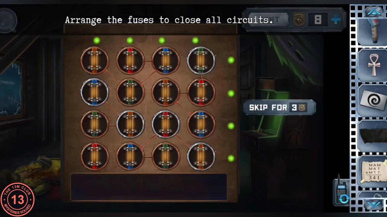 Fuse box with sixteen fuses in a four-by-four grid, coloured contacts at each fuse end, all four column lamps and all four row lamps green and the fuse tray empty, instruction 'Arrange the fuses to close all circuits.'