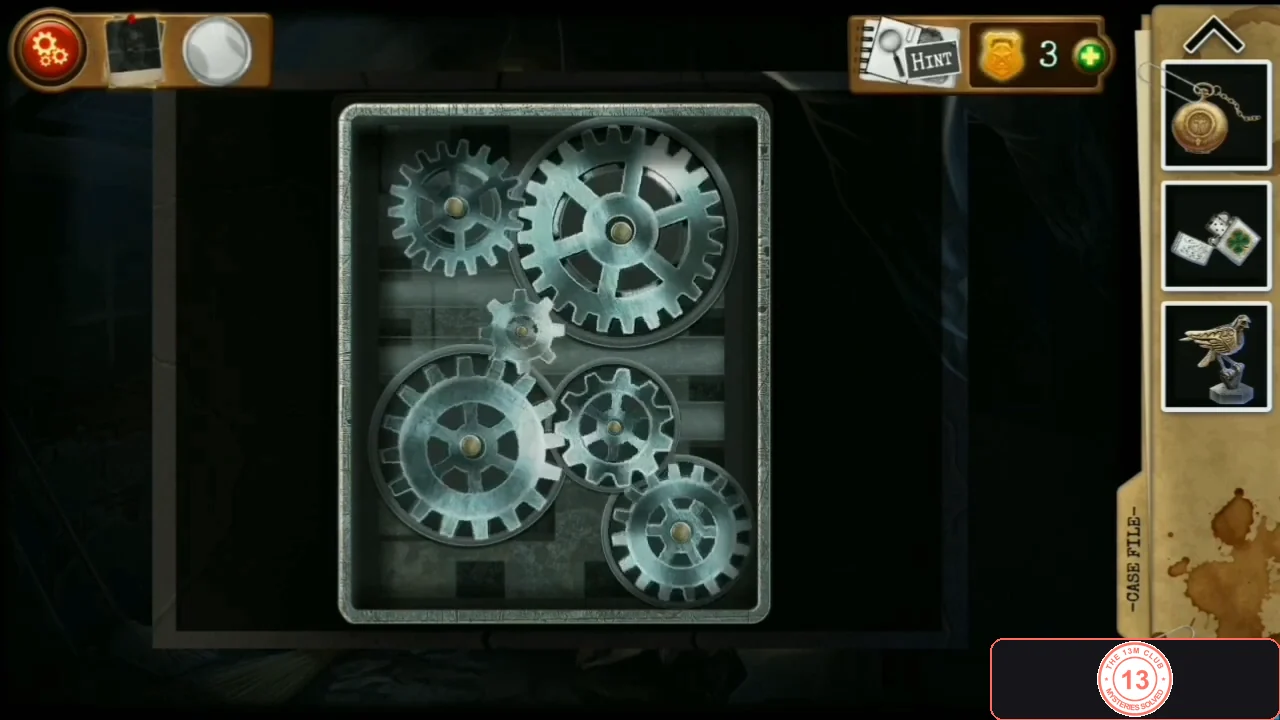The pantry safe's gear mechanism with all gears meshed into one train