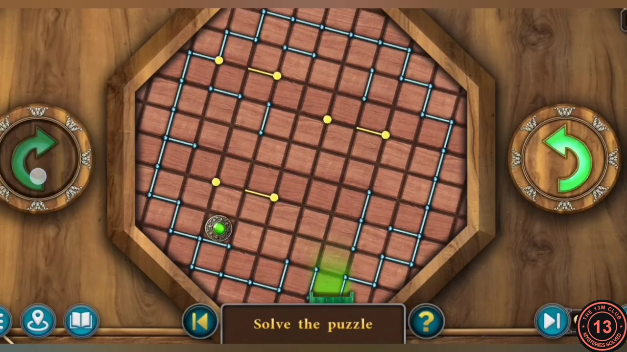 Octagonal rotating maze with a green ball and rotation arrows on both sides